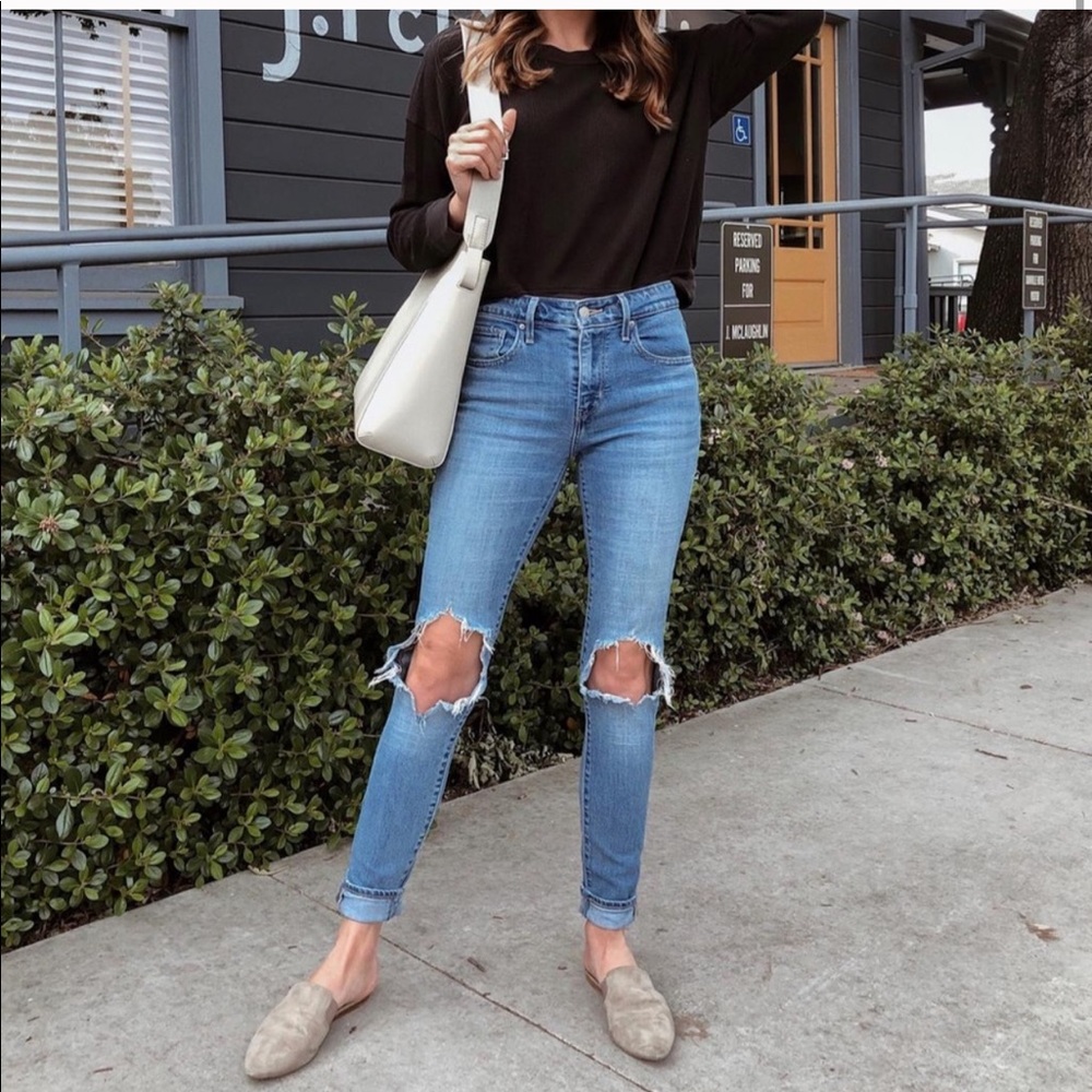 Levi’s 721 high rise jean